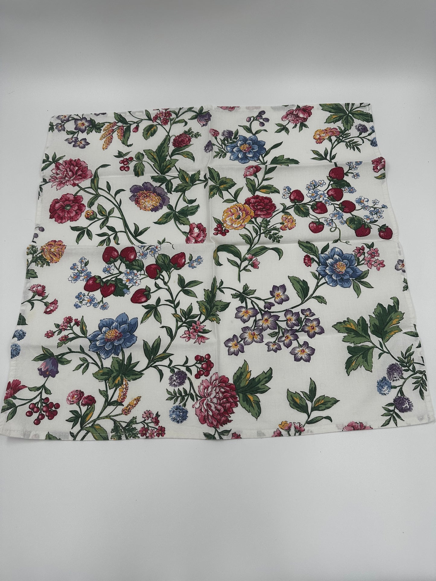 Set of six (6) Vintage Floral Cloth Dinner Napkins