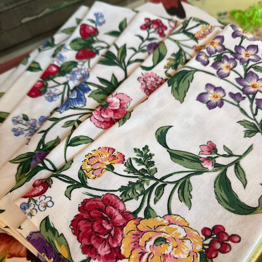 Set of six (6) Vintage Floral Cloth Dinner Napkins