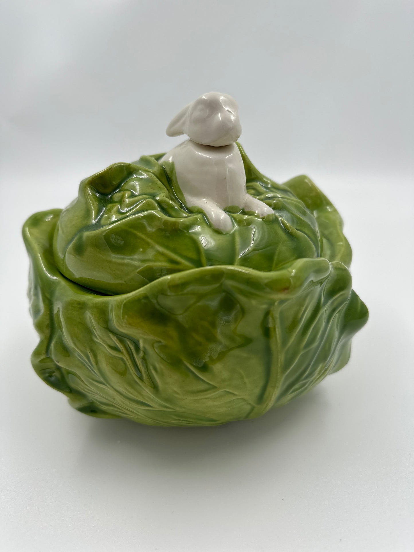 VTG Holland Mold Cabbage Head Lidded Tureen w/ Bunny Rabbit Lid. 1970's