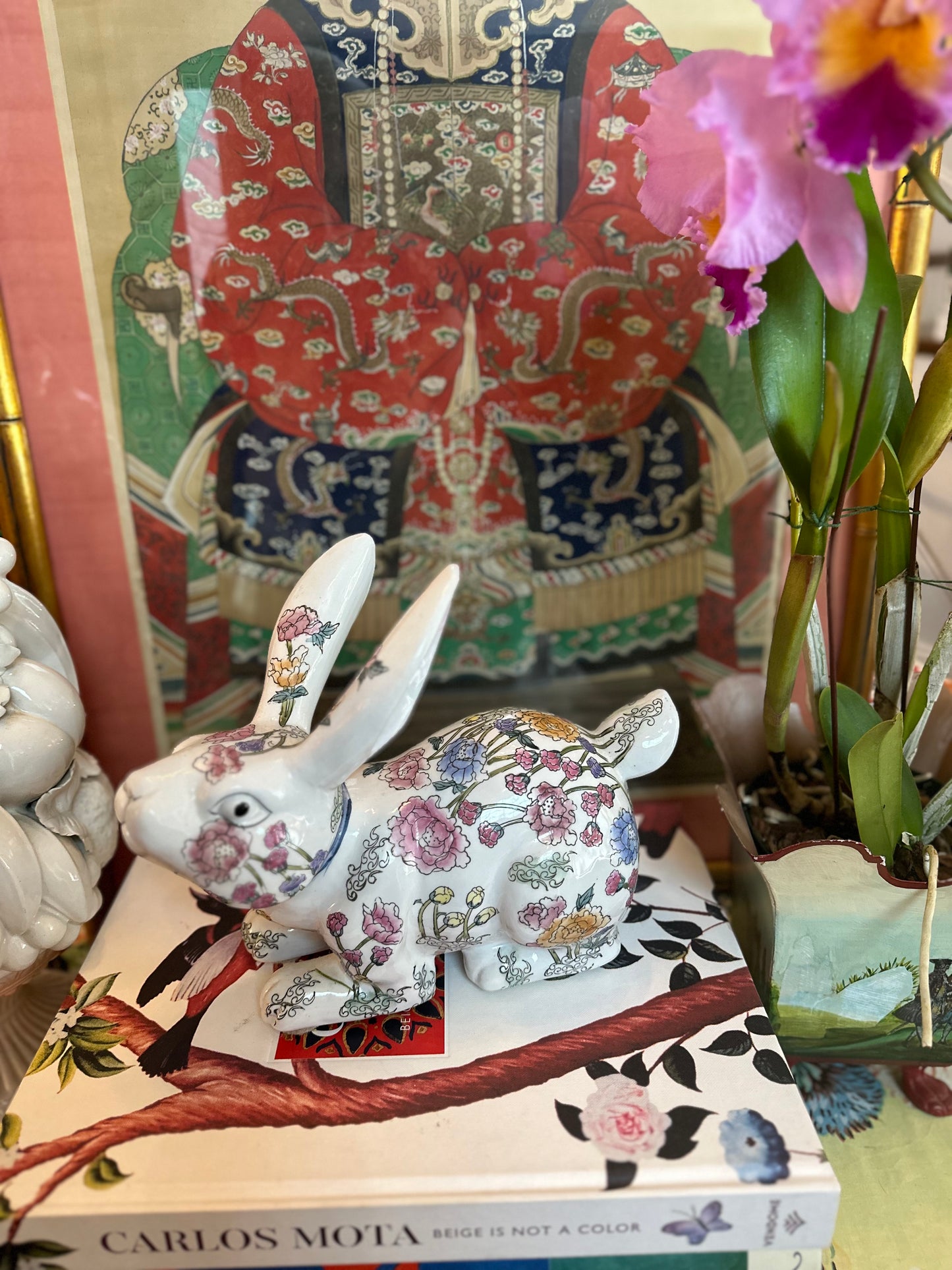 Large Ceramic Floral Chinoiserie White Rabbit