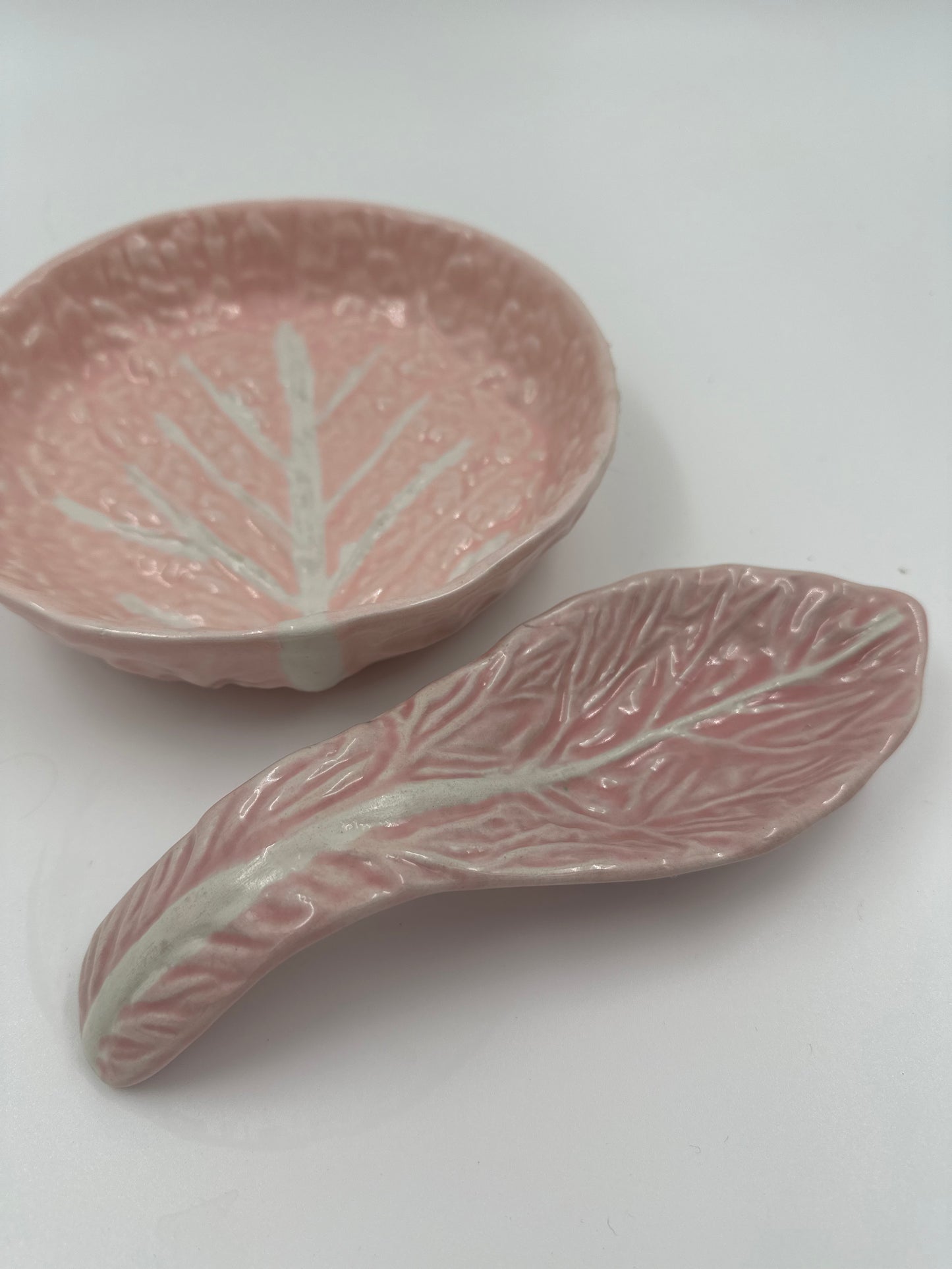 Late 20th century blush pink cabbage set:  Bowl and Spoon Rest.